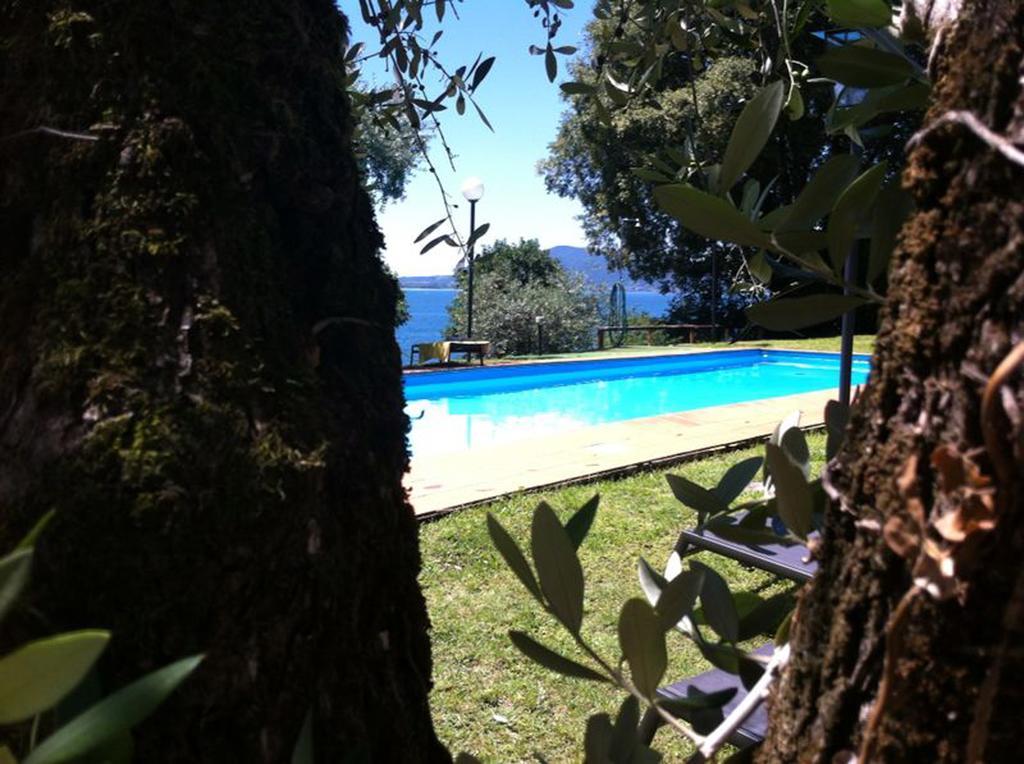 Castello Oldofredi Aparthotel Monte Isola Exterior photo