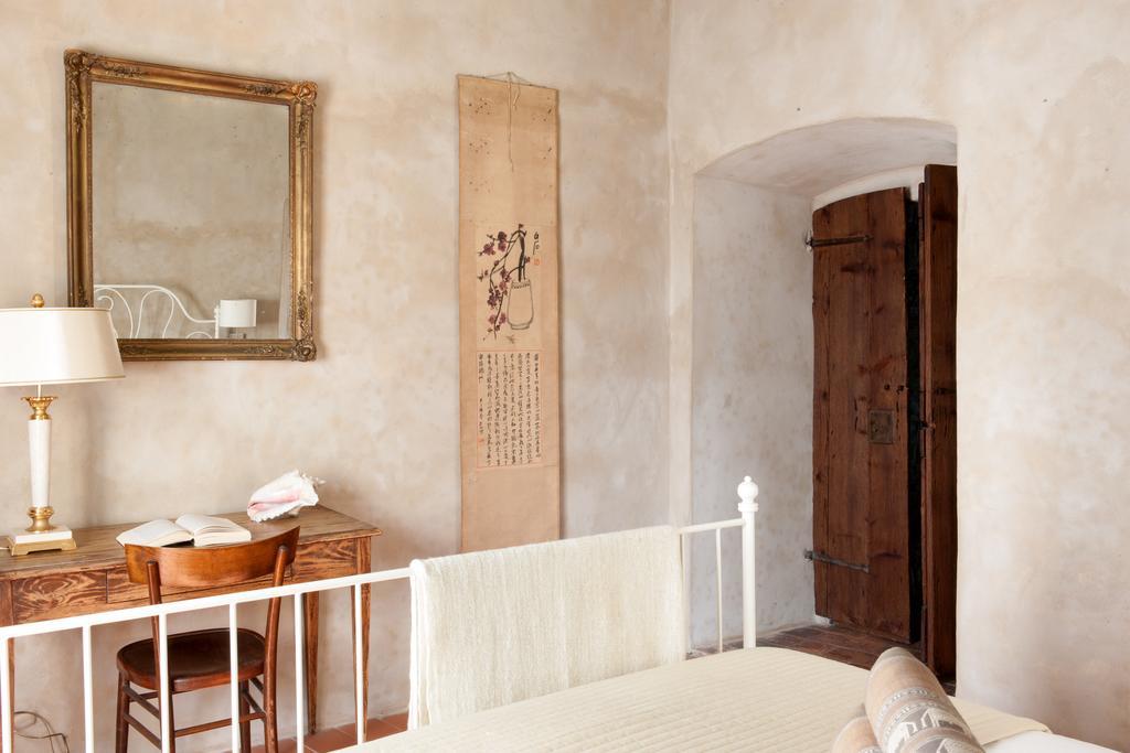 Castello Oldofredi Aparthotel Monte Isola Exterior photo