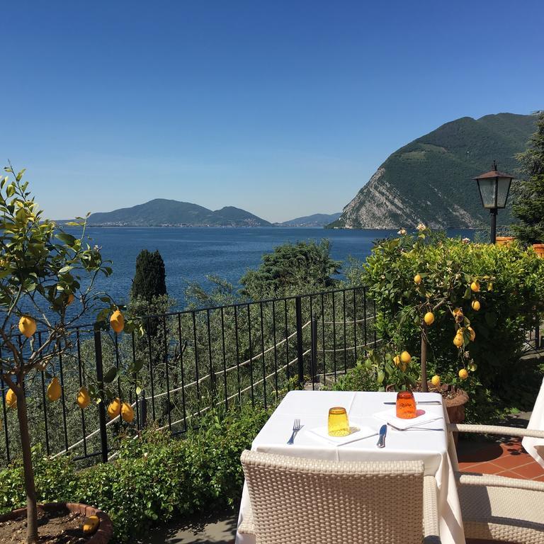 Castello Oldofredi Aparthotel Monte Isola Exterior photo